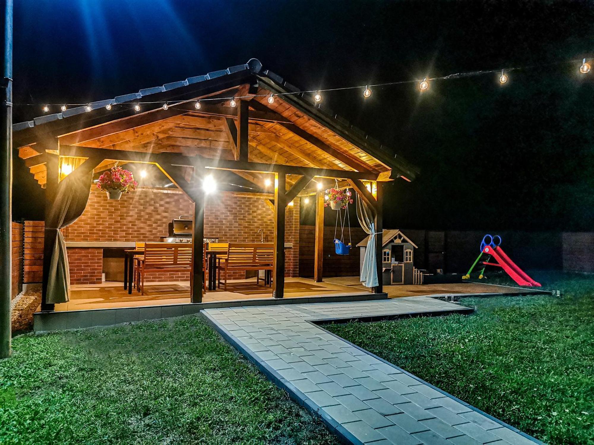 Nova House Apartments Csíkdelne Kültér fotó